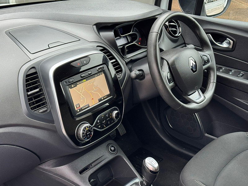 Renault Captur 0.9 TCe ENERGY Iconic Euro 6 (s/s) 5dr 5dr Manual 2025