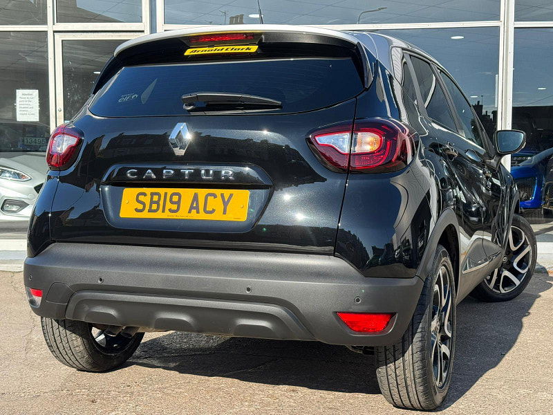 Renault Captur 1.3 TCe ENERGY Iconic Euro 6 (s/s) 5dr 5dr Manual 2025
