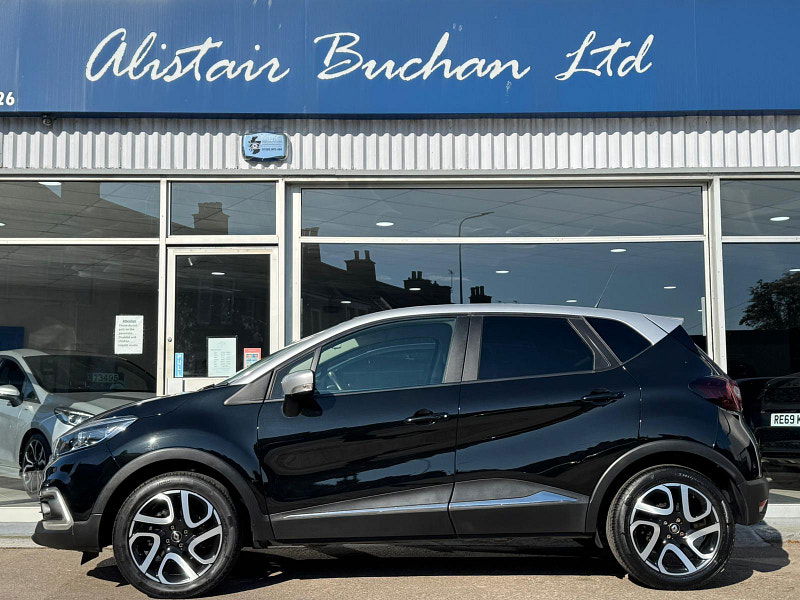 Renault Captur 1.3 TCe ENERGY Iconic Euro 6 (s/s) 5dr 5dr Manual 2025