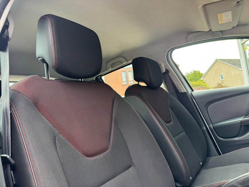 Renault Clio 0.9 TCe Expression + Euro 5 (s/s) 5dr 5dr Manual 2026