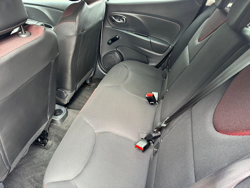 Renault Clio 0.9 TCe Expression + Euro 5 (s/s) 5dr 5dr Manual 2026