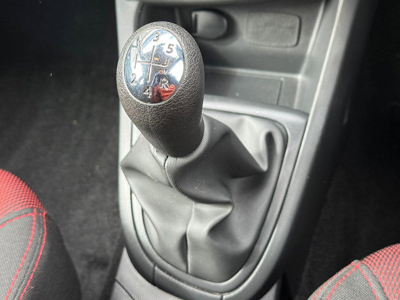 Renault Clio 0.9 TCe Expression + Euro 5 (s/s) 5dr 5dr Manual 2026