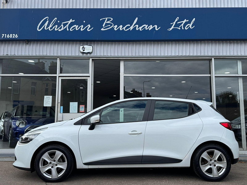 Renault Clio 0.9 TCe Expression + Euro 5 (s/s) 5dr 5dr Manual 2026