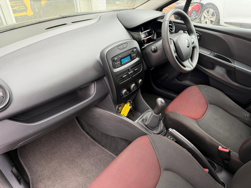 Renault Clio 0.9 TCe Expression + Euro 5 (s/s) 5dr 5dr Manual 2026