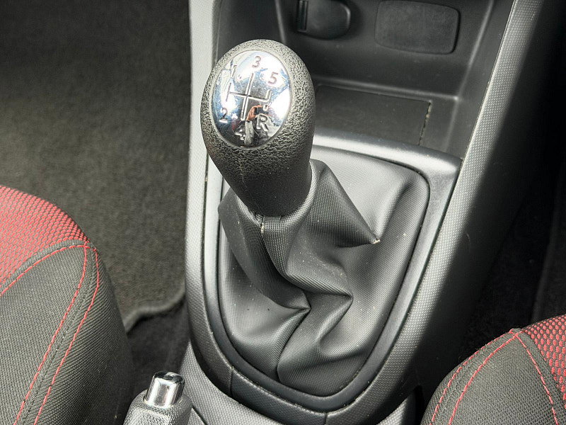 Renault Clio 0.9 TCe Expression + Euro 5 (s/s) 5dr 5dr Manual 2026