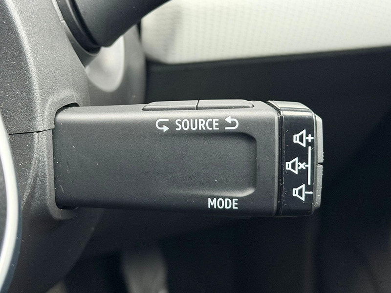 Renault Clio 1.6 E-TECH Techno Auto Euro 6 (s/s) 5dr 5dr Automatic 2026