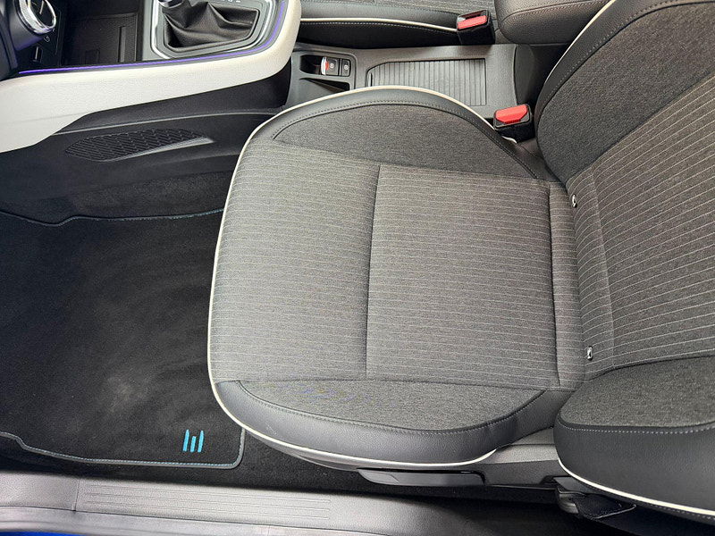 Renault Clio 1.6 E-TECH Techno Auto Euro 6 (s/s) 5dr 5dr Automatic 2026