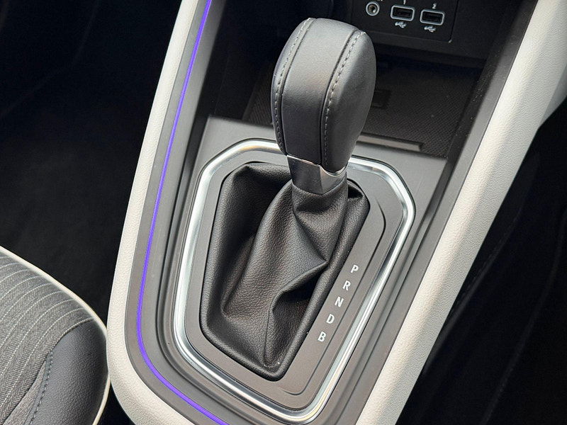 Renault Clio 1.6 E-TECH Techno Auto Euro 6 (s/s) 5dr 5dr Automatic 2026