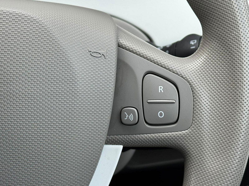 Renault Zoe R90 22kWh Expression Nav Auto 5dr (Battery Lease) 5dr Automatic 2025