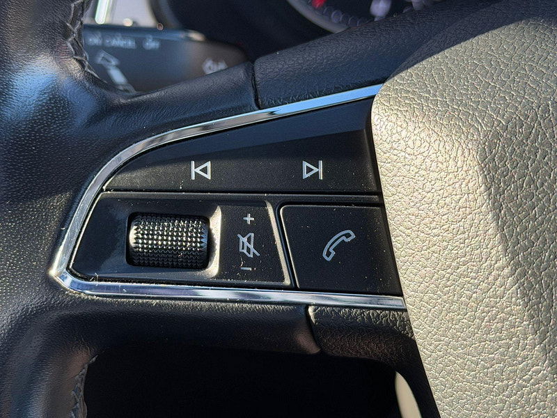 Seat Leon 1.6 TDI SE Dynamic Technology Euro 6 (s/s) 5dr 5dr Manual 2025