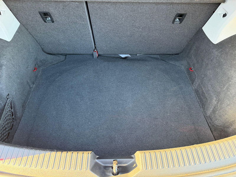 Seat Leon 1.6 TDI SE Dynamic Technology Euro 6 (s/s) 5dr 5dr Manual 2025