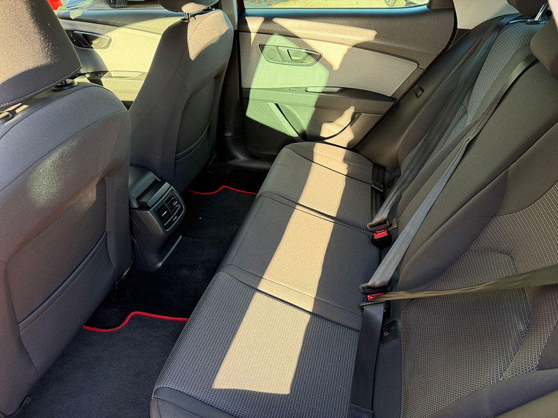 Seat Leon 1.6 TDI SE Dynamic Technology Euro 6 (s/s) 5dr 5dr Manual 2025