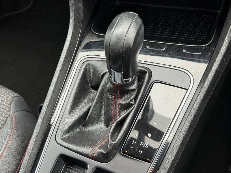 Seat Leon 1.8 TSI FR Technology Sport Coupe DSG Euro 6 (s/s) 3dr 3dr Automatic 2026