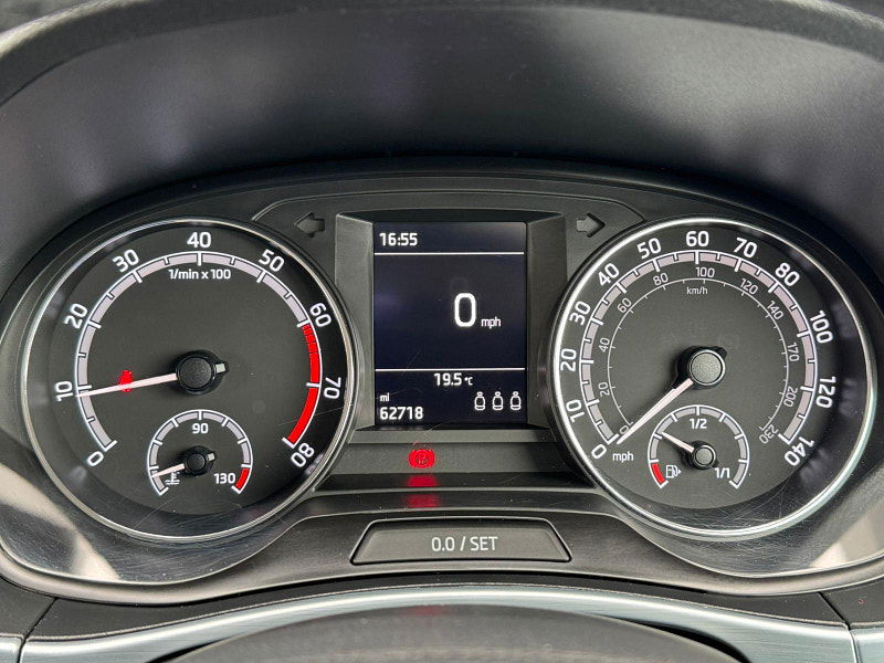 Skoda Fabia 1.0 SE Euro 6 (s/s) 5dr 5dr Manual 2025