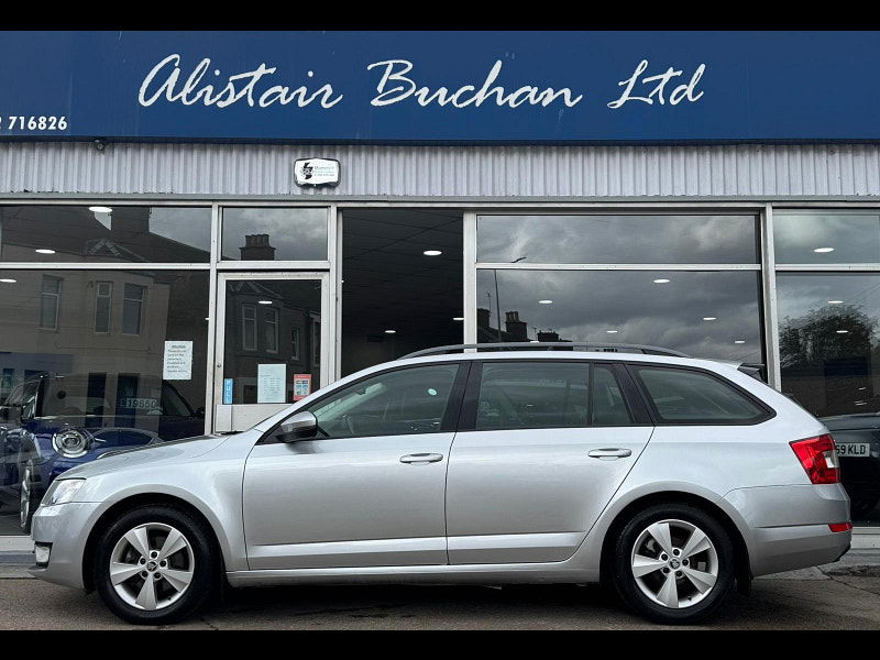 Skoda Octavia 1.6 TDI GreenLine III Euro 5 (s/s) 5dr 5dr Manual 2025