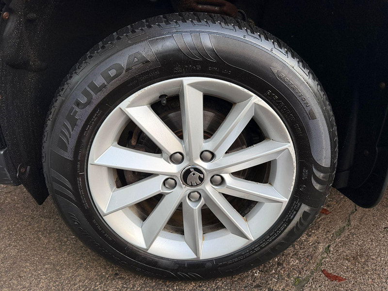 Skoda Yeti 2.0 TDI S Outdoor 4WD Euro 6 (s/s) 5dr 5dr Manual 2025