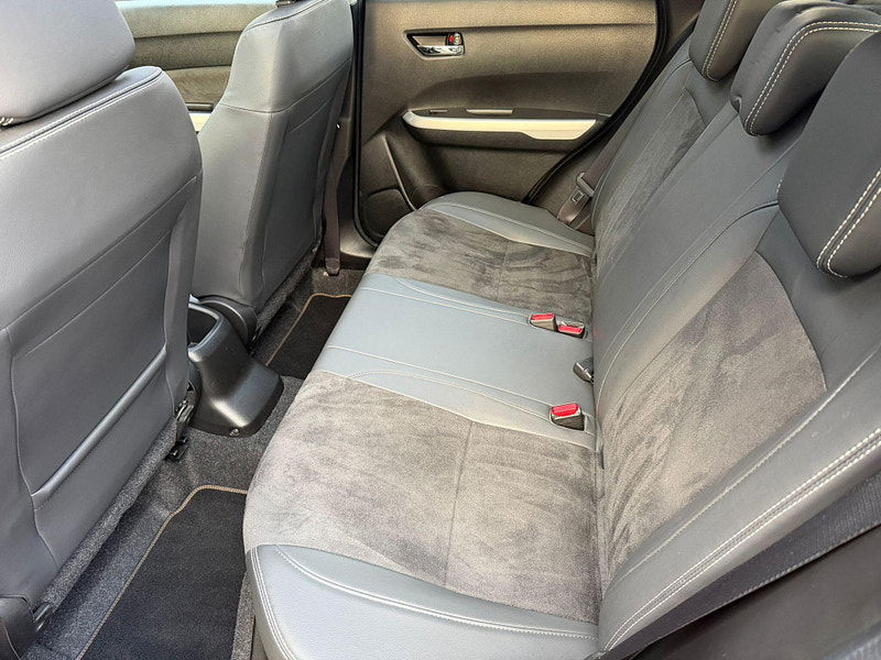 Suzuki Vitara 1.6 SZ5 Euro 6 (s/s) 5dr 5dr Manual 2026