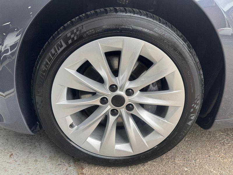Tesla Model S (Dual Motor) Long Range Auto 4WD 5dr 5dr Automatic 2025