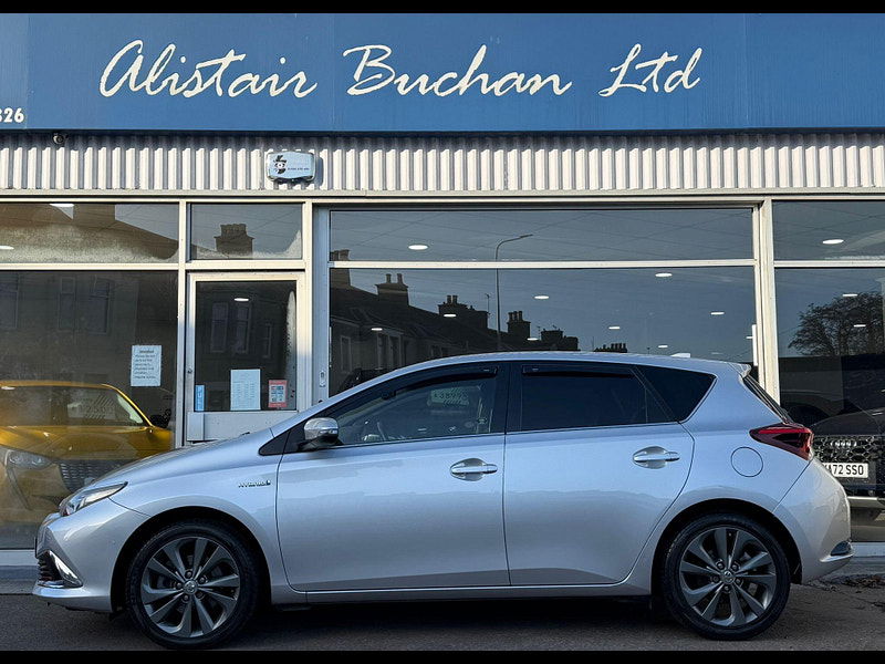 Toyota Auris 1.8 VVT-h Excel CVT Euro 6 (s/s) 5dr (Safety Sense) 5dr Automatic 2026