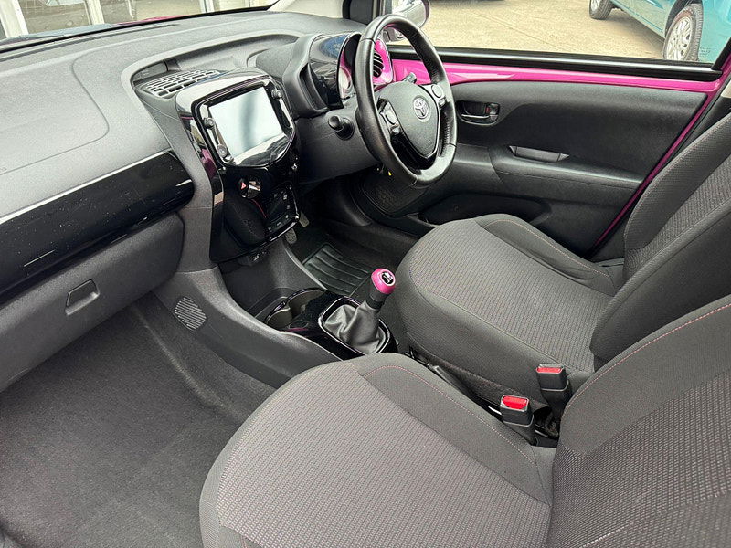 Toyota Aygo 1.0 VVT-i x-cite Euro 6 5dr 5dr Manual 2025