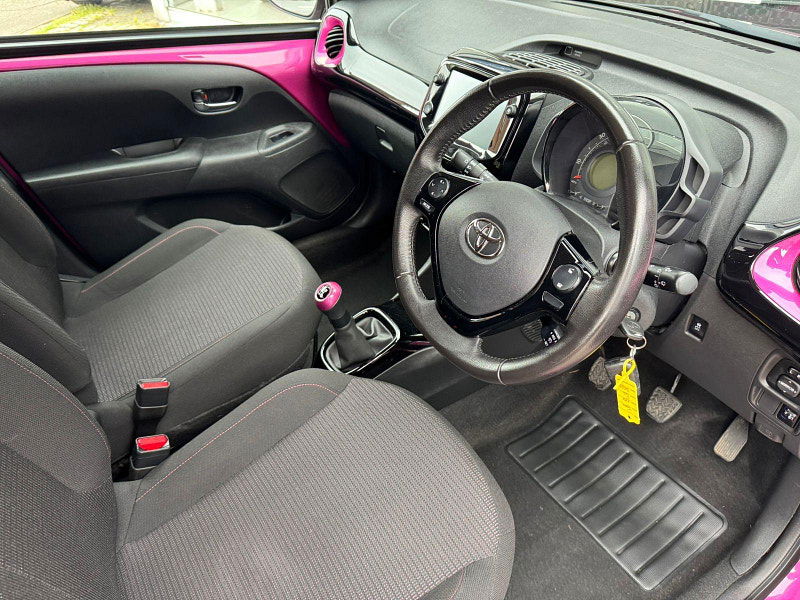 Toyota Aygo 1.0 VVT-i x-cite Euro 6 5dr 5dr Manual 2025