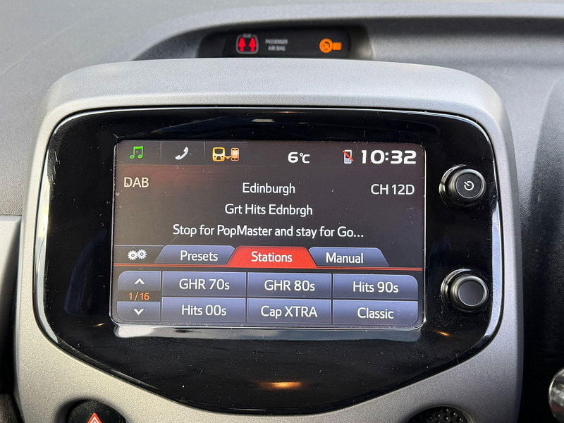 Toyota Aygo 1.0 VVT-i x-play Euro 6 5dr 5dr Manual 2026