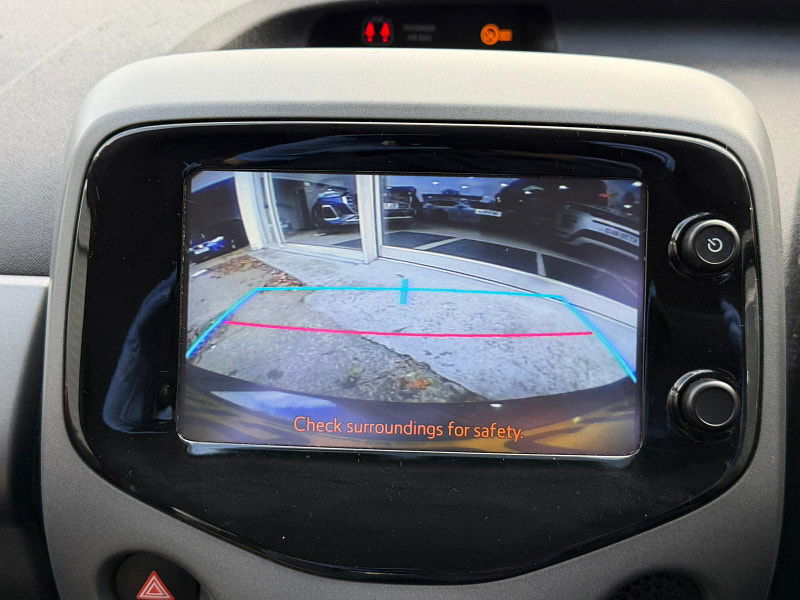 Toyota Aygo 1.0 VVT-i x-play Euro 6 5dr 5dr Manual 2026