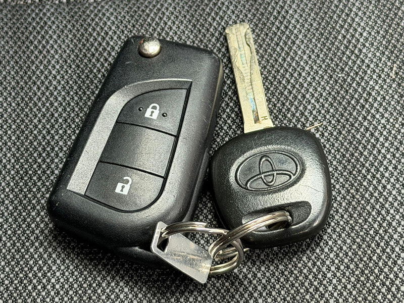 Toyota Aygo 1.0 VVT-i x-play Euro 6 5dr 5dr Manual 2026