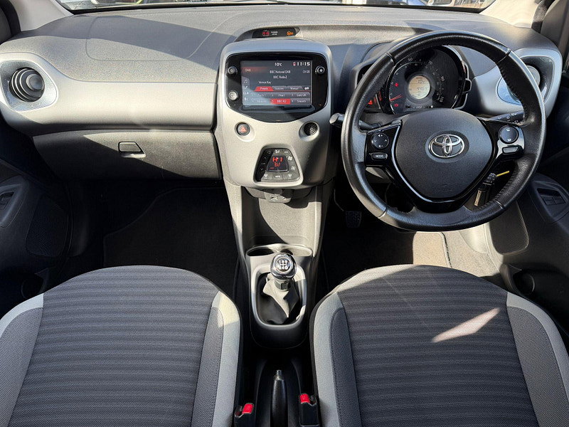 Toyota Aygo 1.0 VVT-i x-trend Hatchback 5dr Petrol Manual Euro 6 (71 ps) 5dr Manual 2026