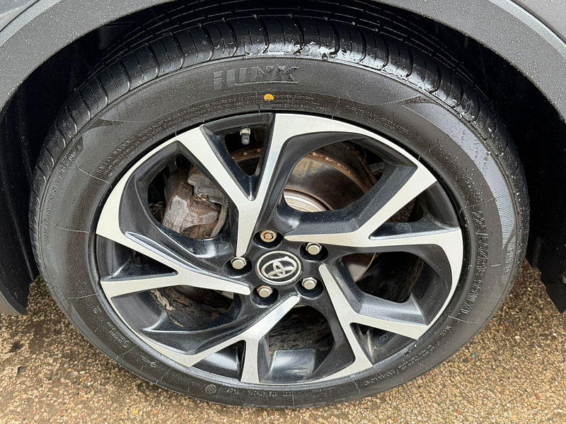 Toyota C-HR 1.8 VVT-h Dynamic CVT Euro 6 (s/s) 5dr 5dr Automatic 2026