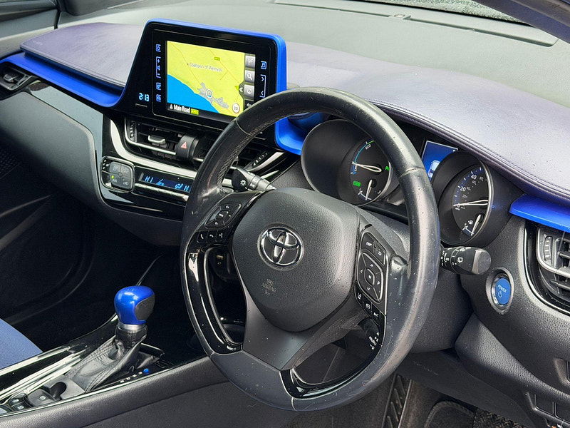 Toyota C-HR 1.8 VVT-h Dynamic CVT Euro 6 (s/s) 5dr 5dr Automatic 2026