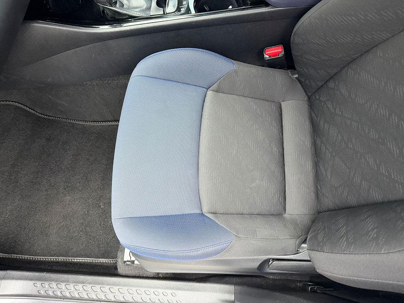 Toyota C-HR 1.8 VVT-h Dynamic CVT Euro 6 (s/s) 5dr 5dr Automatic 2026