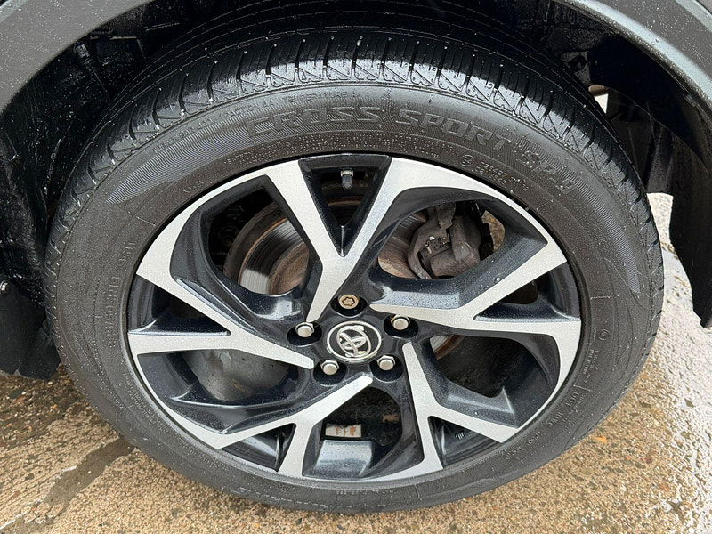 Toyota C-HR 1.8 VVT-h Dynamic CVT Euro 6 (s/s) 5dr 5dr Automatic 2026