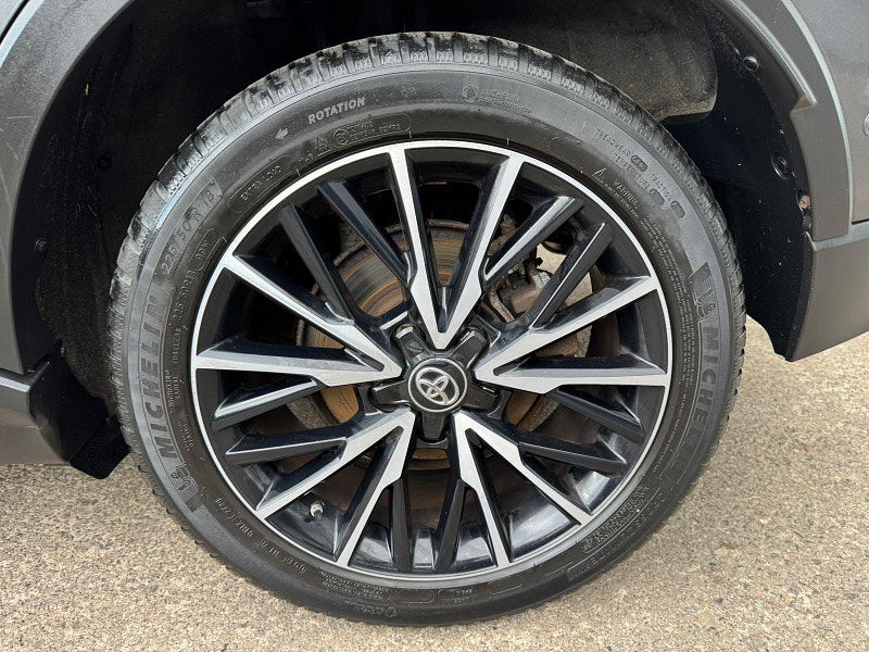 Toyota C-HR 1.8 VVT-h Excel CVT Euro 6 (s/s) 5dr 5dr Automatic 2025