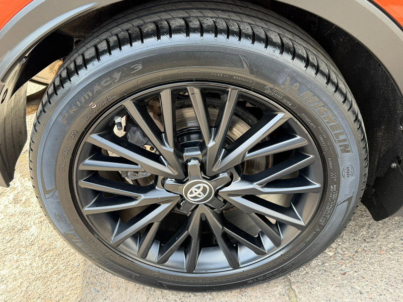 Toyota C-HR 2.0 VVT-h Orange Edition CVT Euro 6 (s/s) 5dr 5dr Automatic 2026