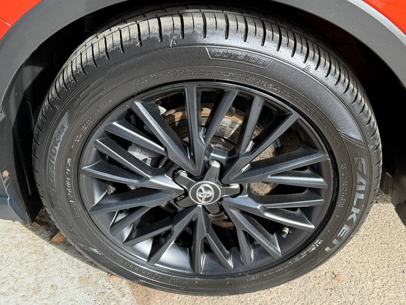 Toyota C-HR 2.0 VVT-h Orange Edition CVT Euro 6 (s/s) 5dr 5dr Automatic 2026