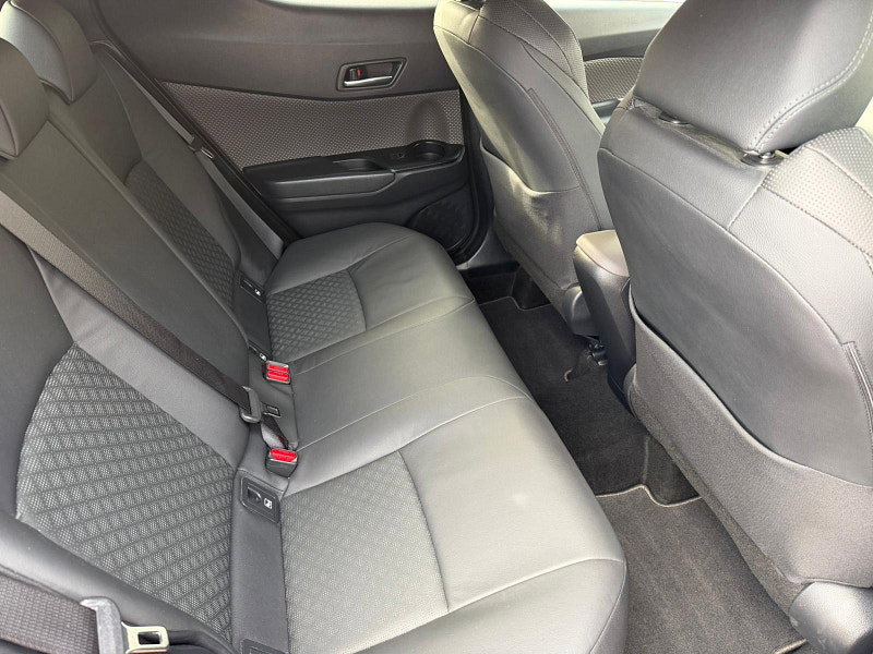 Toyota C-HR 2.0 VVT-h Orange Edition CVT Euro 6 (s/s) 5dr 5dr Automatic 2026