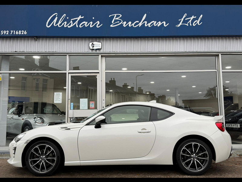 Toyota GT86 2.0 Boxer D-4S Pro Euro 6 2dr 2dr Manual 2025