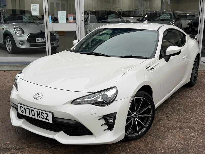 Toyota GT86 2.0 Boxer D-4S Pro Euro 6 2dr 2dr Manual 2025