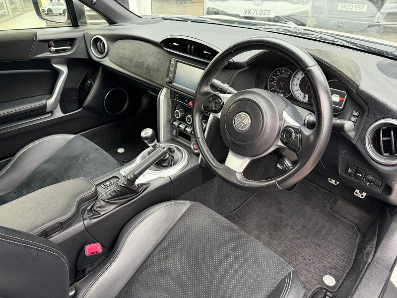 Toyota GT86 2.0 Boxer D-4S Pro Euro 6 2dr 2dr Manual 2025