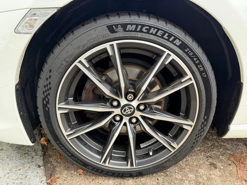 Toyota GT86 2.0 Boxer D-4S Pro Euro 6 2dr 2dr Manual 2025