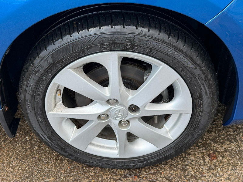 Toyota Yaris 1.5 VVT-h Excel E-CVT Euro 6 5dr (15in Alloy) 5dr Automatic 2026