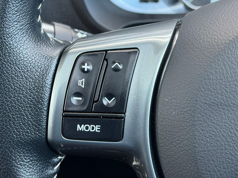 Toyota Yaris 1.5 VVT-h Excel E-CVT Euro 6 5dr (15in Alloy) 5dr Automatic 2026