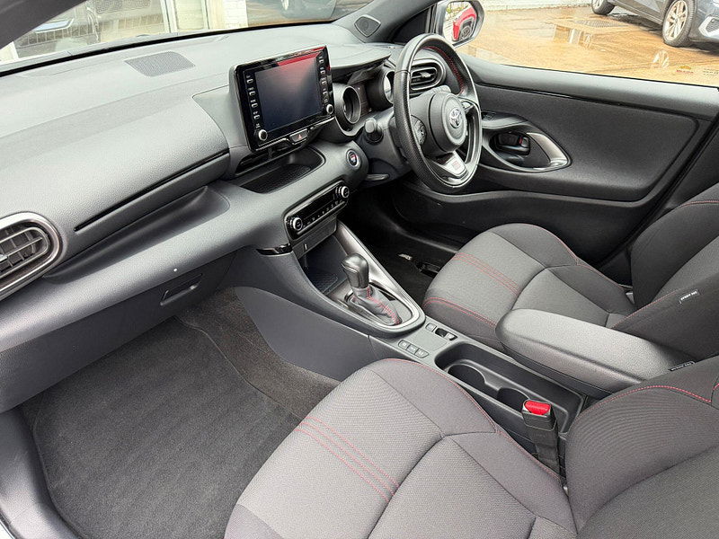 Toyota Yaris 1.5 VVT-h GR SPORT Hatchback 5dr Petrol Hybrid E-CVT Euro 6 (s/s) (116 ps) 5dr Automatic 2026