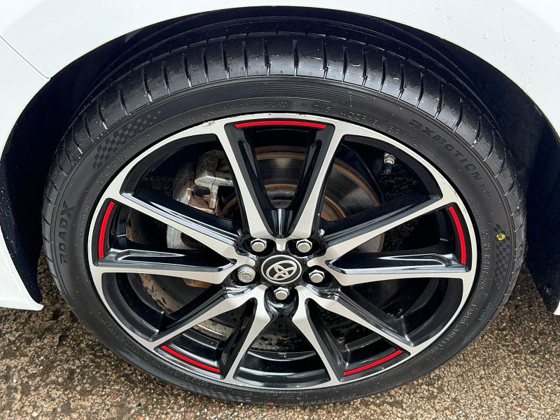 Toyota Yaris 1.5 VVT-h GR SPORT Hatchback 5dr Petrol Hybrid E-CVT Euro 6 (s/s) (116 ps) 5dr Automatic 2026