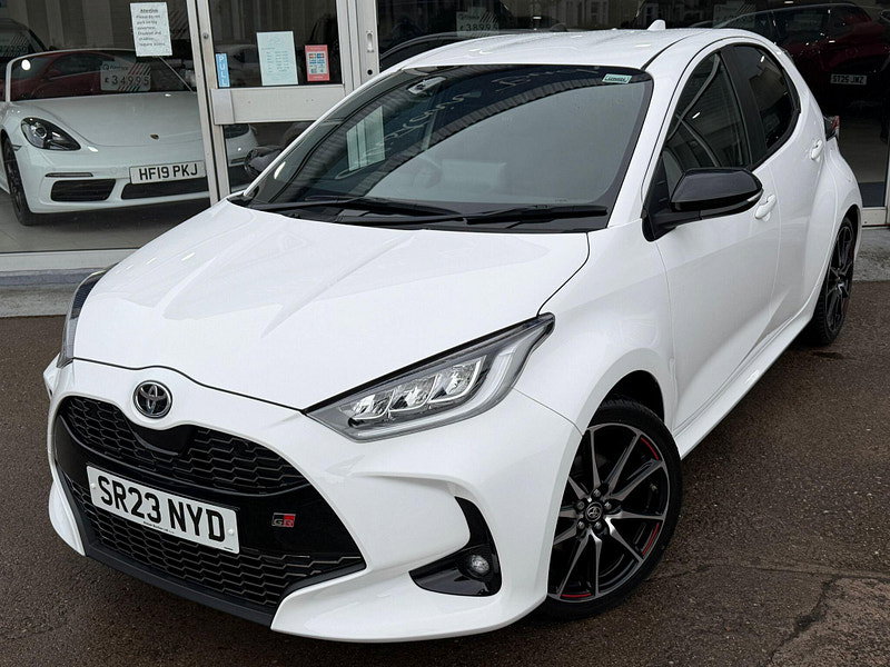 Toyota Yaris 1.5 VVT-h GR SPORT Hatchback 5dr Petrol Hybrid E-CVT Euro 6 (s/s) (116 ps) 5dr Automatic 2026