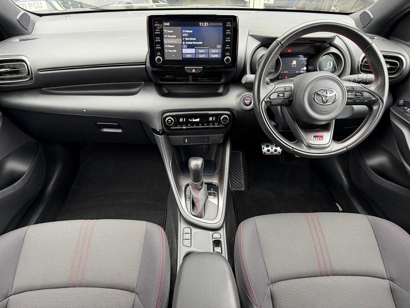 Toyota Yaris 1.5 VVT-h GR SPORT Hatchback 5dr Petrol Hybrid E-CVT Euro 6 (s/s) (116 ps) 5dr Automatic 2026