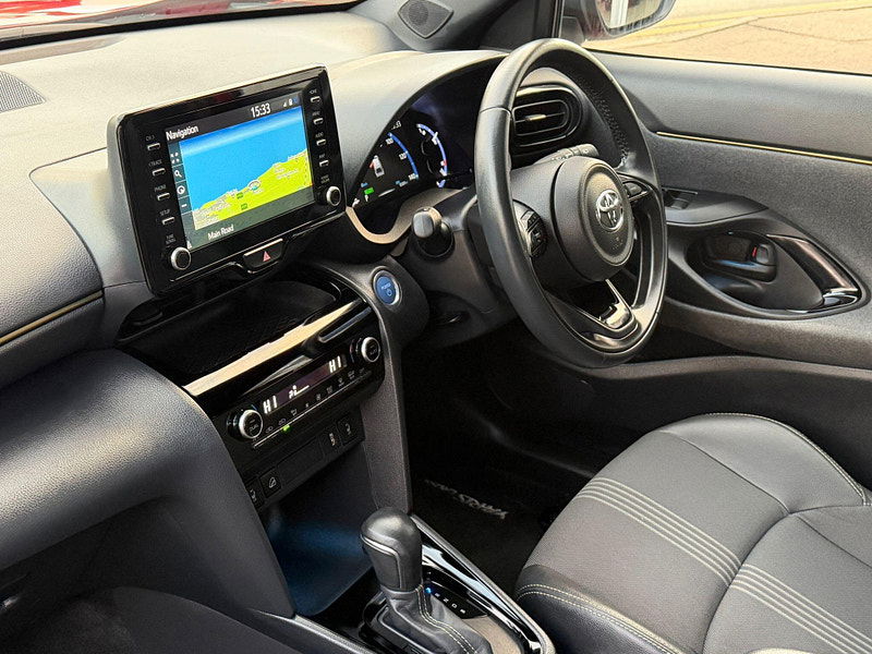 Toyota Yaris Cross 1.5 VVT-h Dynamic E-CVT AWD Euro 6 (s/s) 5dr 5dr Automatic 2025