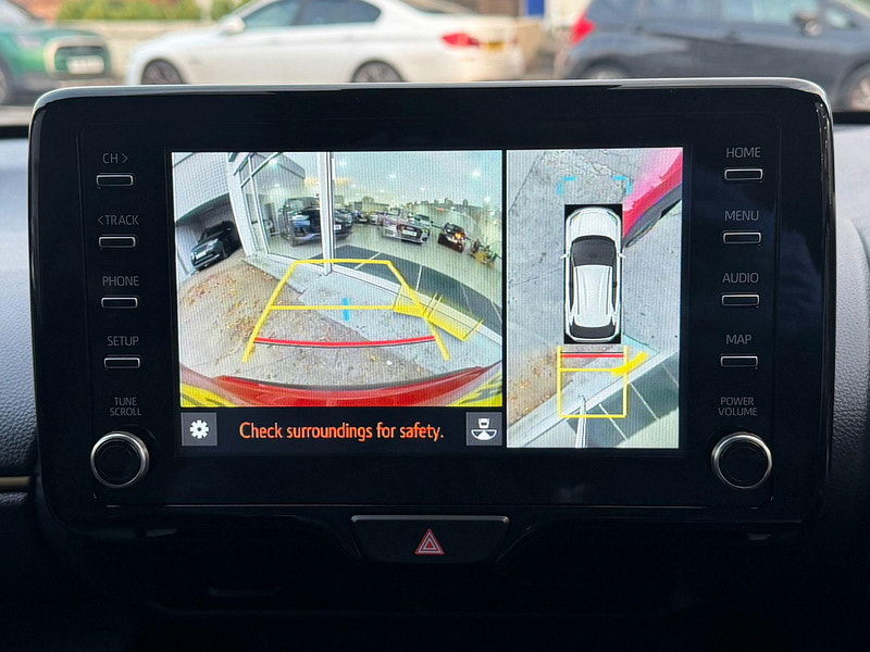 Toyota Yaris Cross 1.5 VVT-h Dynamic E-CVT AWD Euro 6 (s/s) 5dr 5dr Automatic 2025