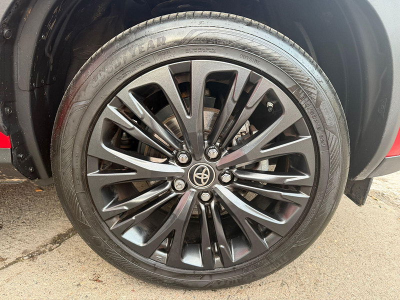 Toyota Yaris Cross 1.5 VVT-h Dynamic E-CVT AWD Euro 6 (s/s) 5dr 5dr Automatic 2025